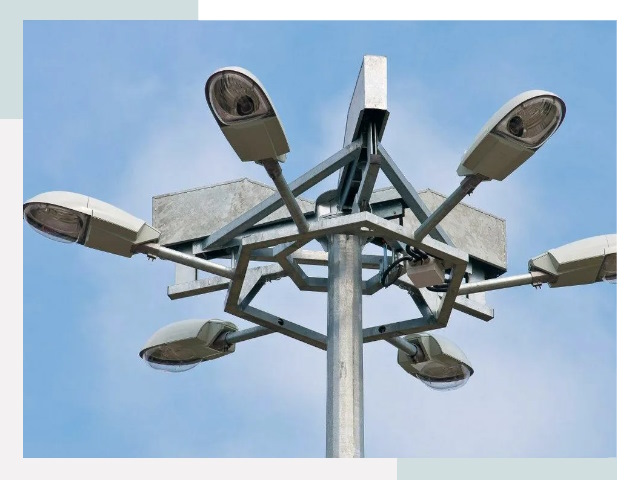 Монтаж осветительных мачт в Ухте