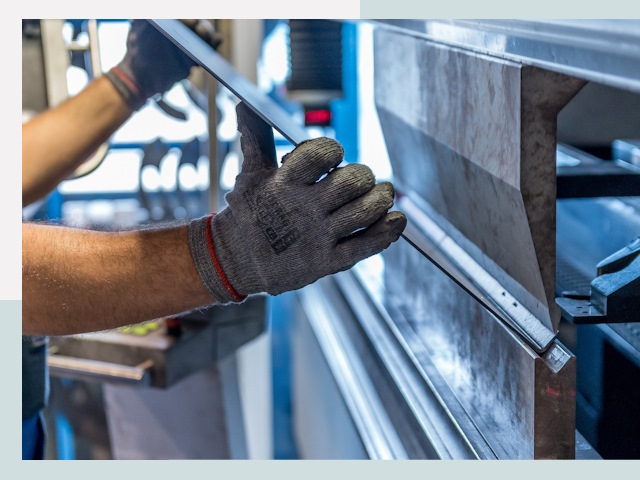 Гибка металла в Ухте